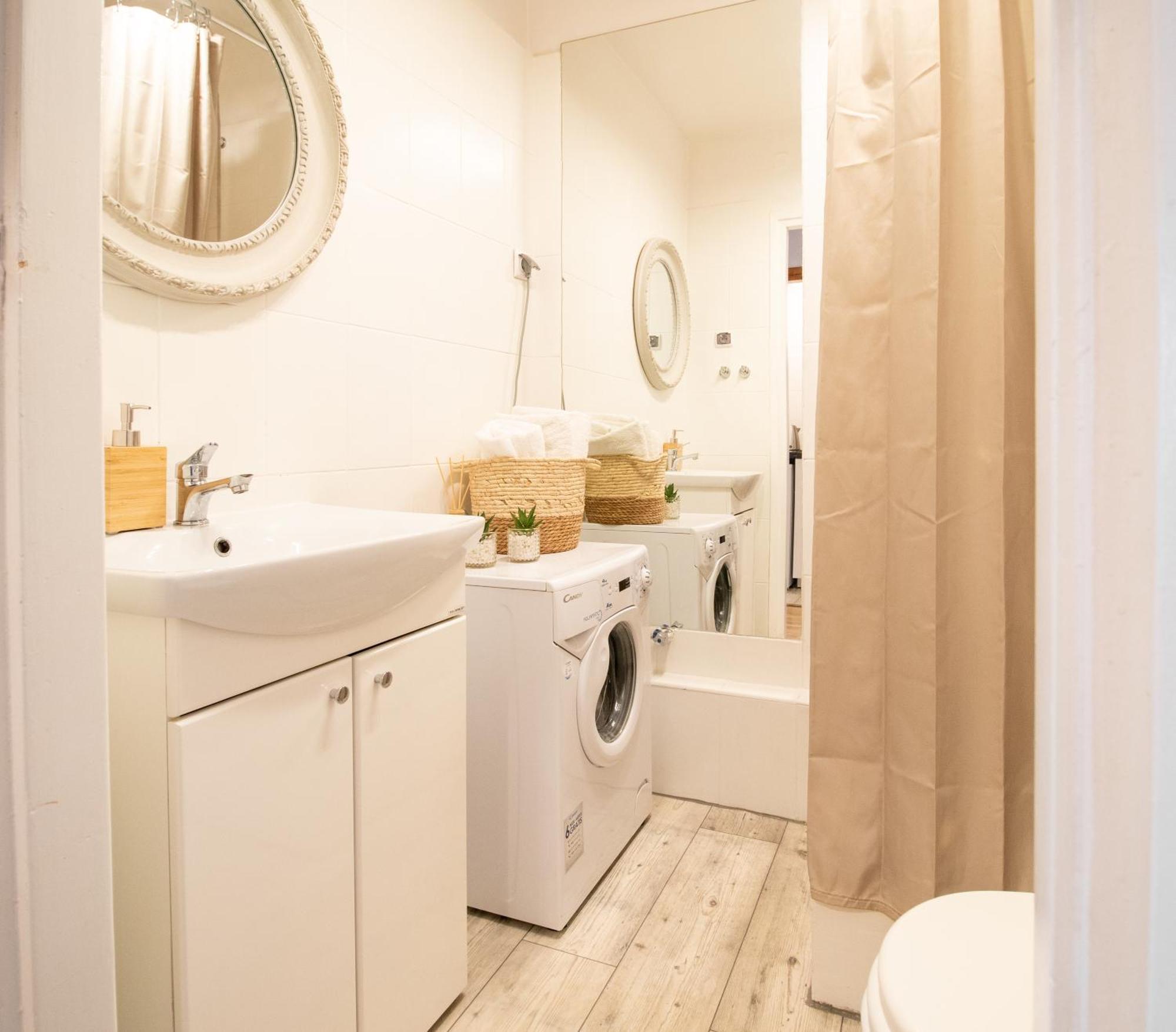 Piotrapartments - Swietokrzyska City Center Apartments Varsavia Esterno foto