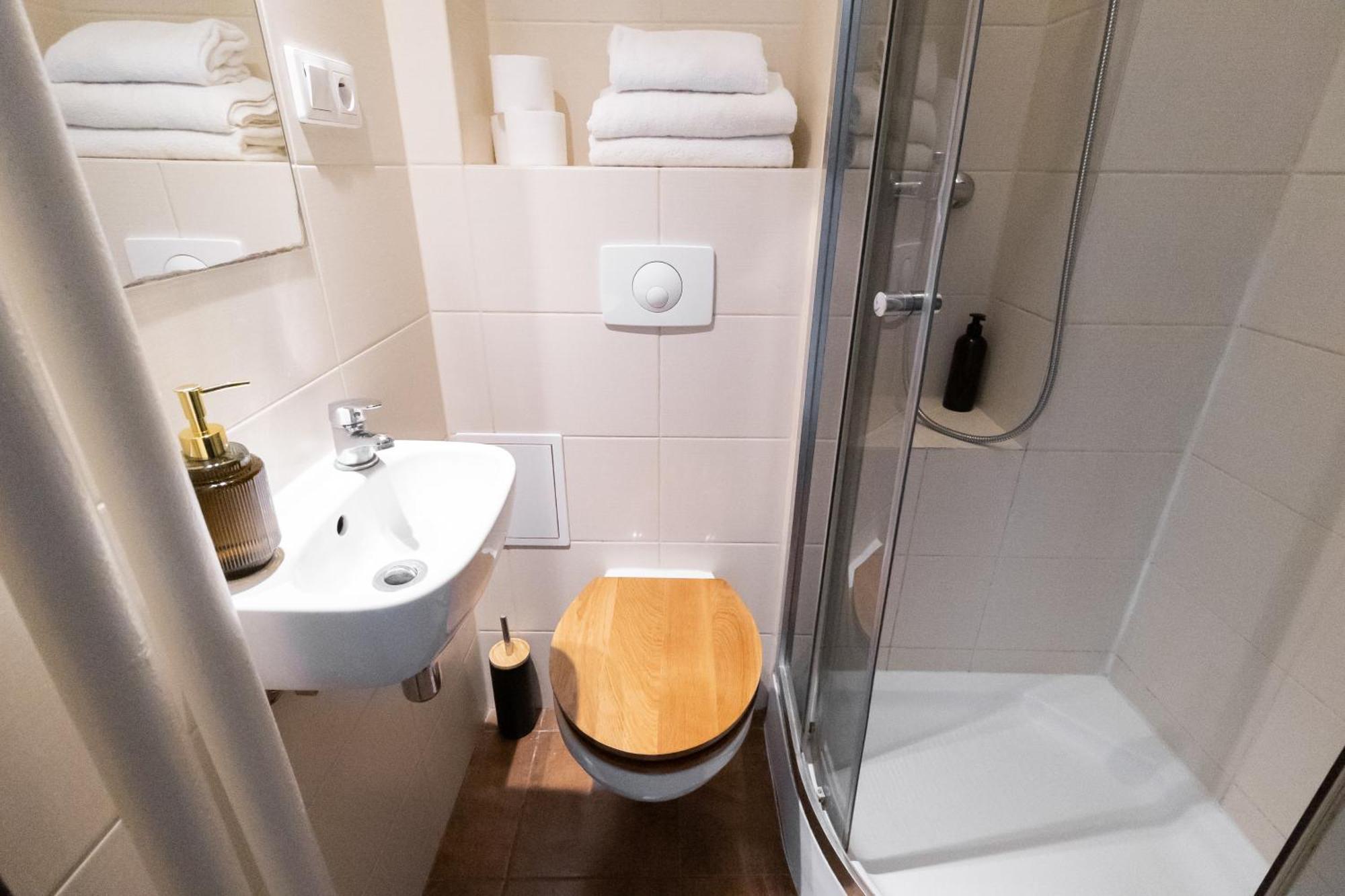 Piotrapartments - Swietokrzyska City Center Apartments Varsavia Esterno foto