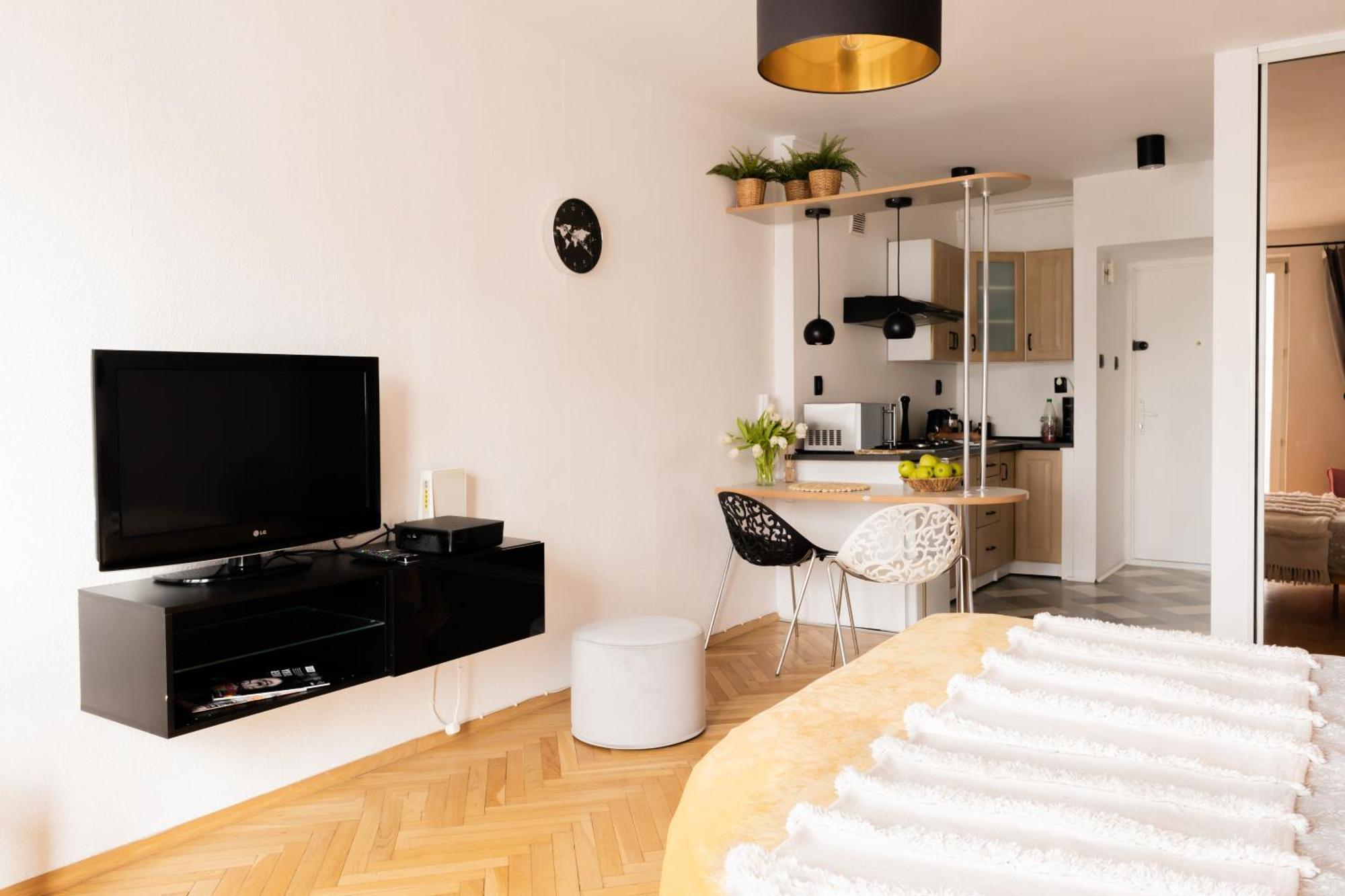 Piotrapartments - Swietokrzyska City Center Apartments Varsavia Esterno foto